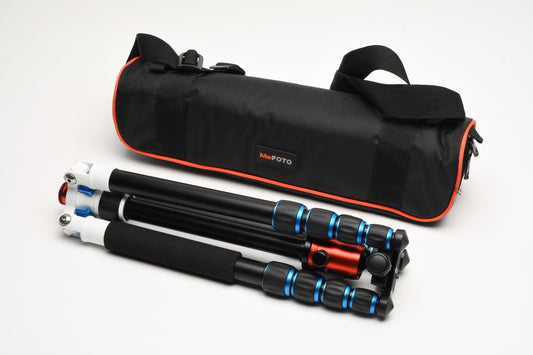 MeFoto compact travel tripod A1350 Road Trip (White/Black) in case, Mint-
