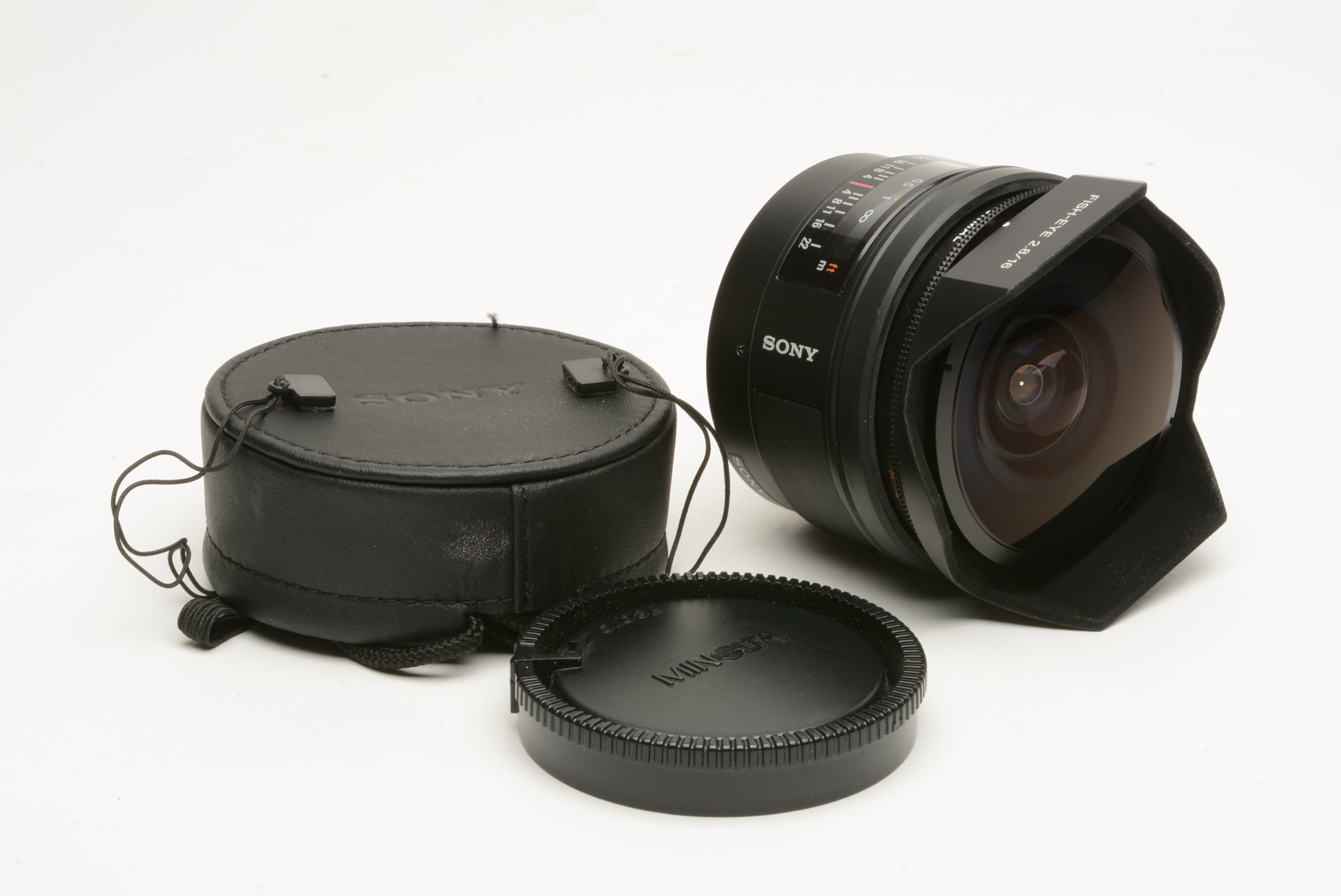 Sony 16mm F2.8 Fisheye lens SAL16F28 (SONY/Minolta A mount), caps
