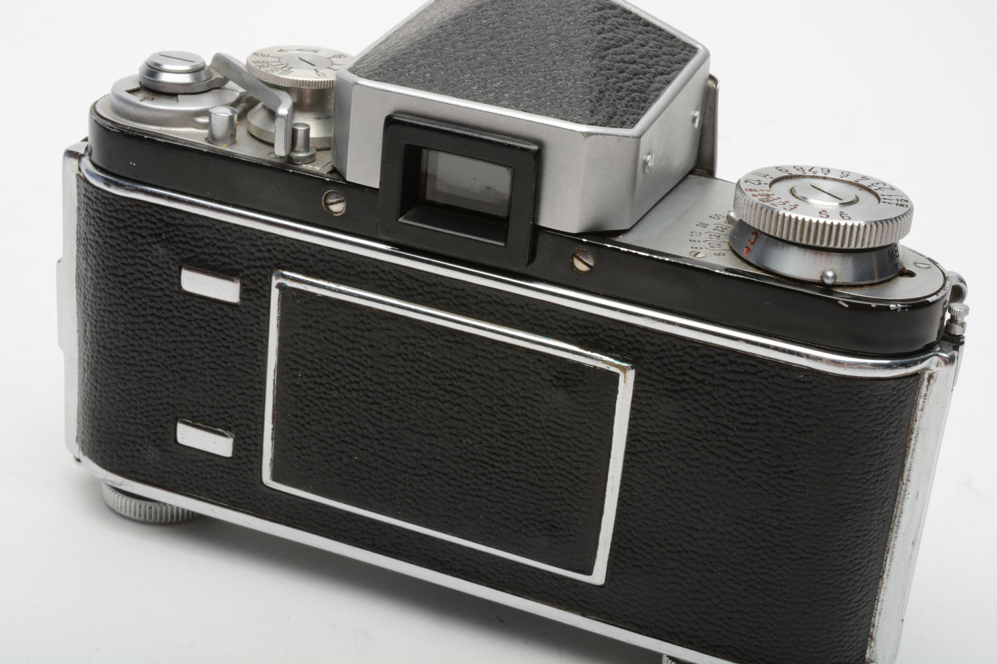 Jhagee Exakta VX w/Zeiss Tessar 50mm f2.8, case, tested, very nice!