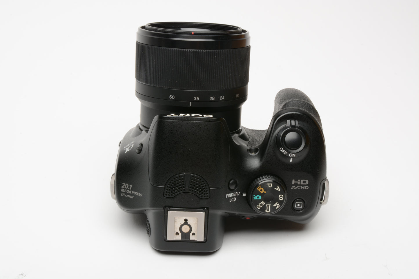 Sony A3500 20.1MP w/18-50mm f4-5.6 zoom, 2 batts, charger, Very clean, Tested