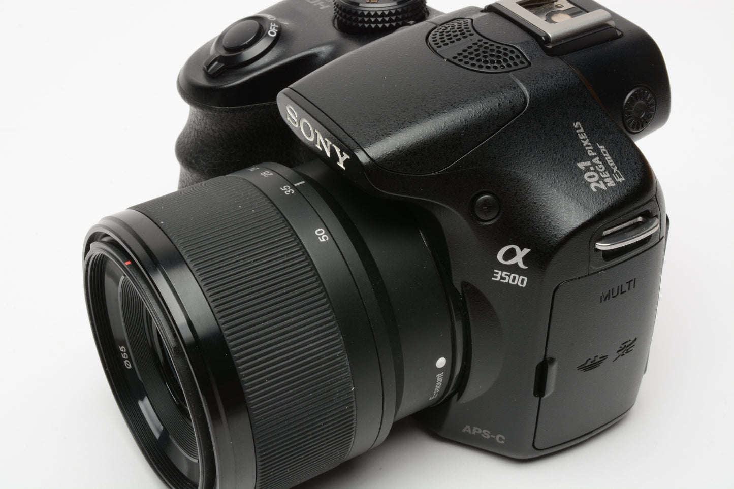 Sony A3500 20.1MP w/18-50mm f4-5.6 zoom, 2 batts, charger, Very clean, Tested
