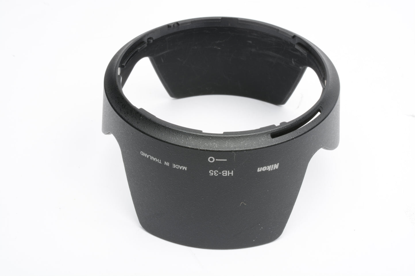 Nikon HB-35 lens hood for DX Nikkor AF-S 18-200mm 3.5-5.6 ED G VR lens