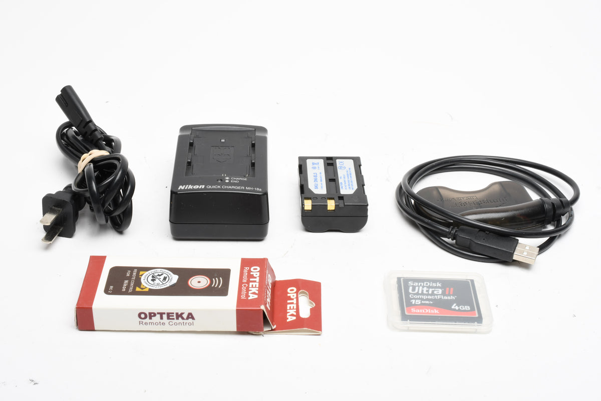 Nikon D100 6.1MP DSLR Body, batt, charger, manual, strap, CF, tested, Box