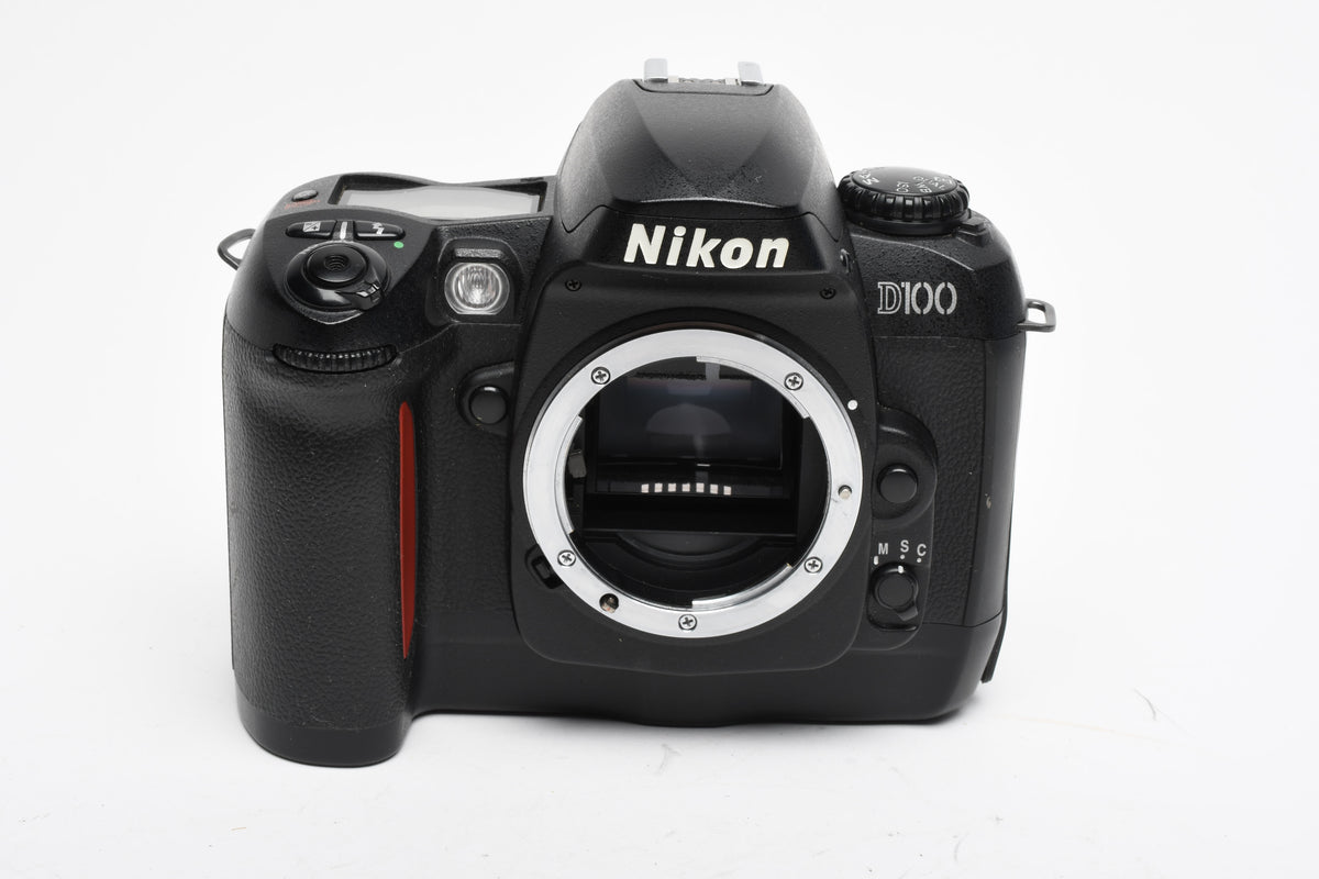 Nikon D100 6.1MP DSLR Body, batt, charger, manual, strap, CF, tested, Box