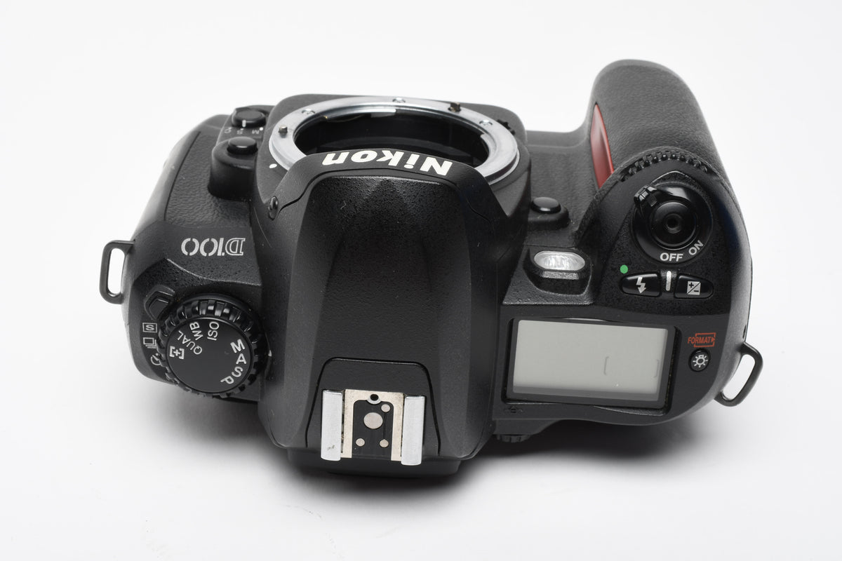 Nikon D100 6.1MP DSLR Body, batt, charger, manual, strap, CF, tested, Box