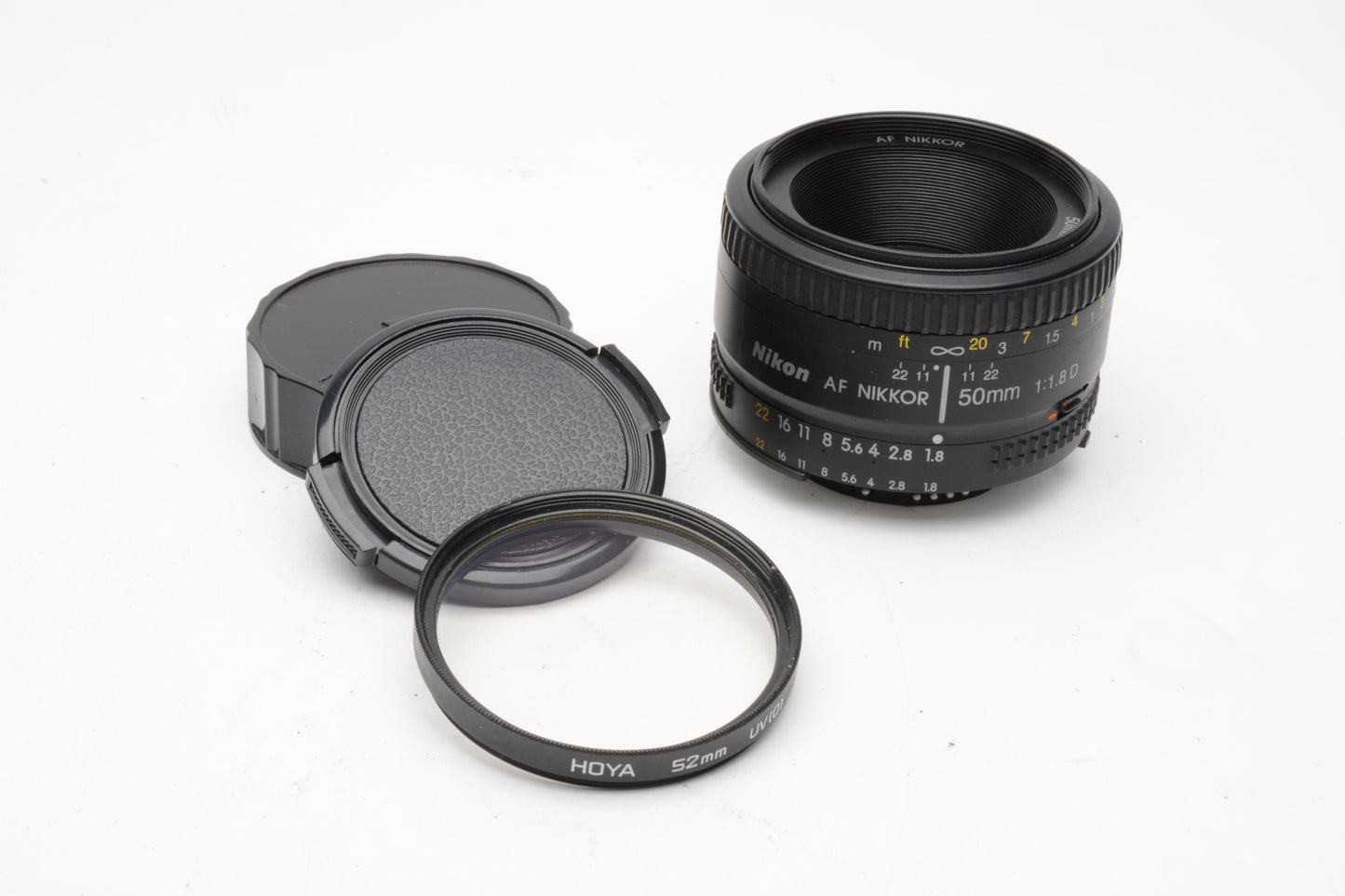 Nikon AF Nikkor 50mm f1.8D prime lens, very clean, nice prime lens w/caps +UV