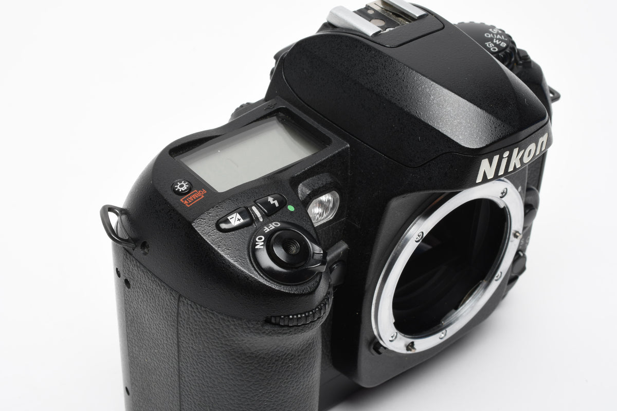 Nikon D100 6.1MP DSLR Body, batt, charger, manual, strap, CF, tested, Box