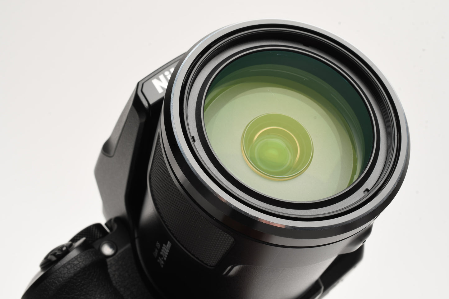 Nikon Coolpix P950 digital w/battery, charger, strap, hood, Mint, Boxed