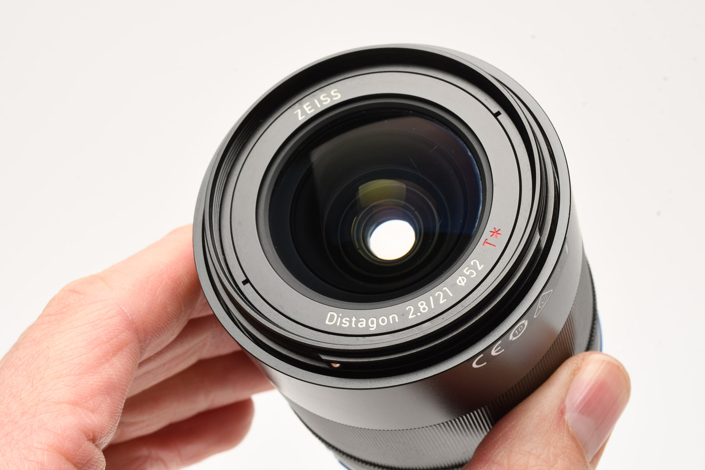 Zeiss Loxia 21mm F2.8 Wide lens for Sony E-Mount, Hood, Caps, Box