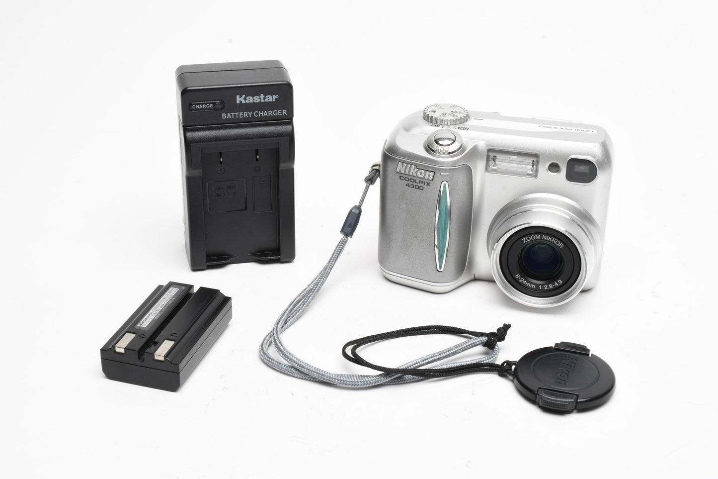 Nikon Coolpix 4300 4MP Digital Point&Shoot camera, Batt+charger, Tested