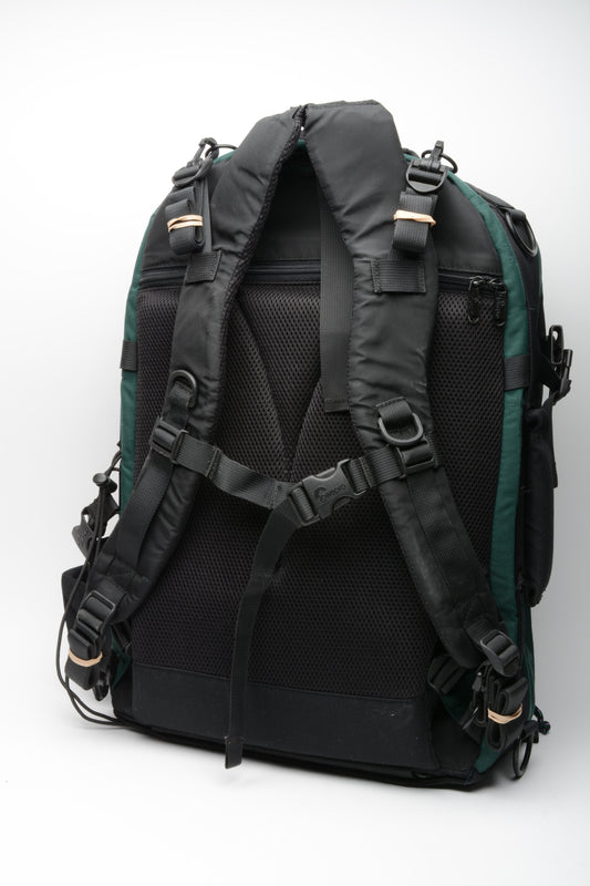 Lowepro Photo Trekker AW Large Camera Backpack (Green/Black) Very Clean