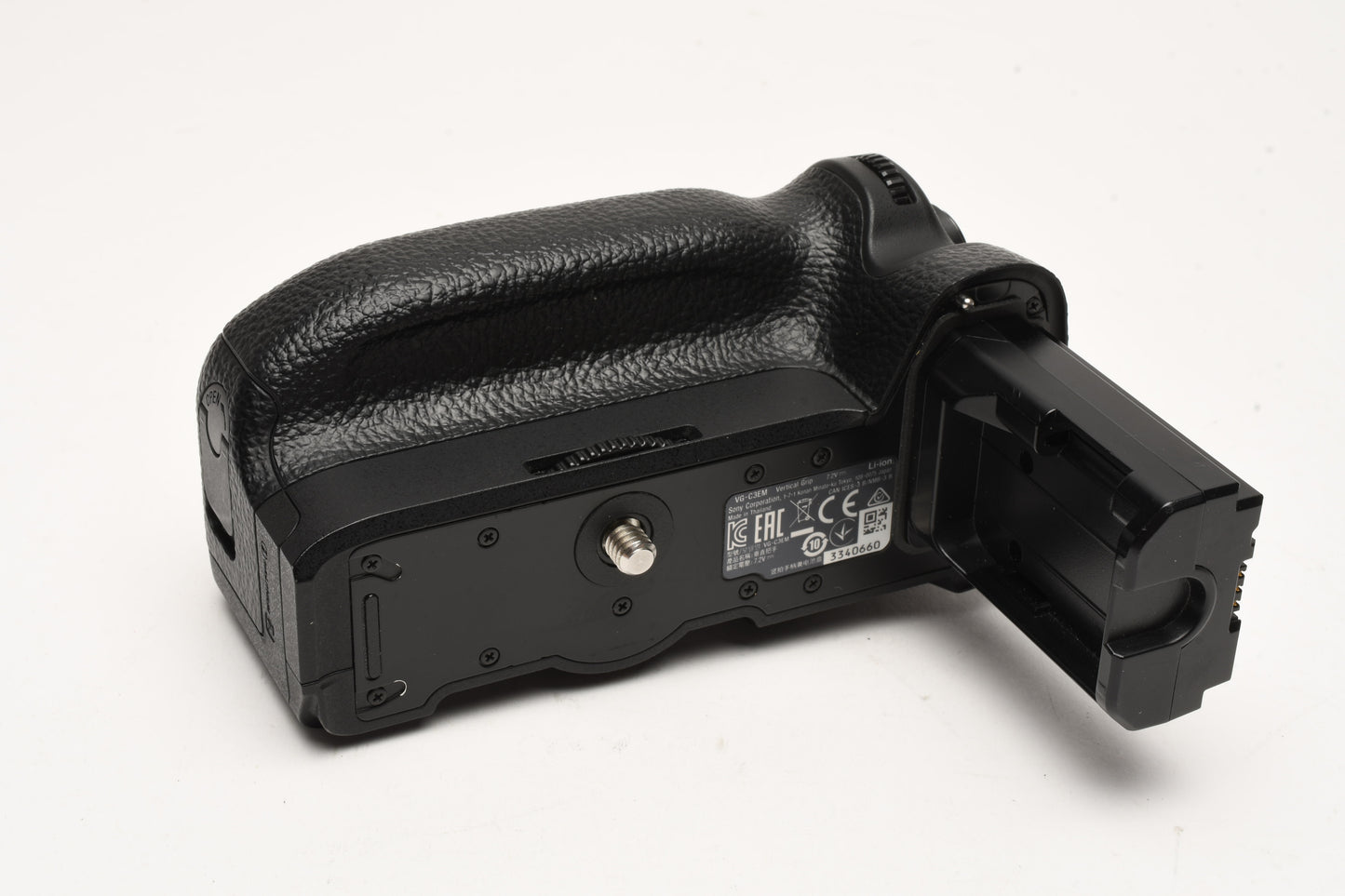Sony VG-C3EM Vertical Battery Grip, barely used, boxed (USA)