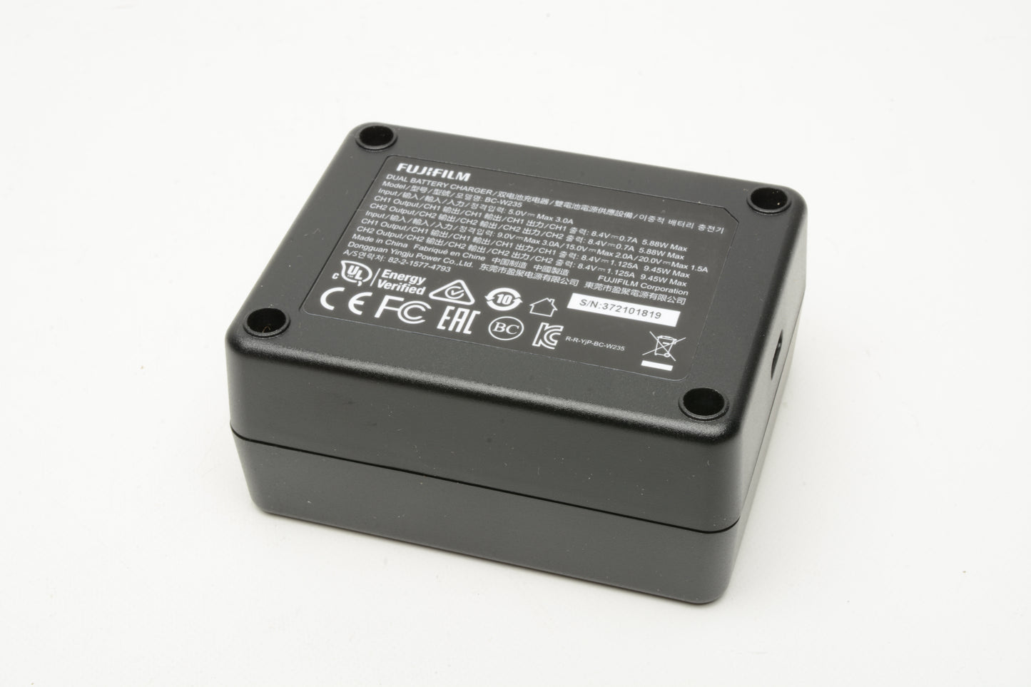 Fujifilm BC-W235 Dual Battery Charger #16651459 NIB