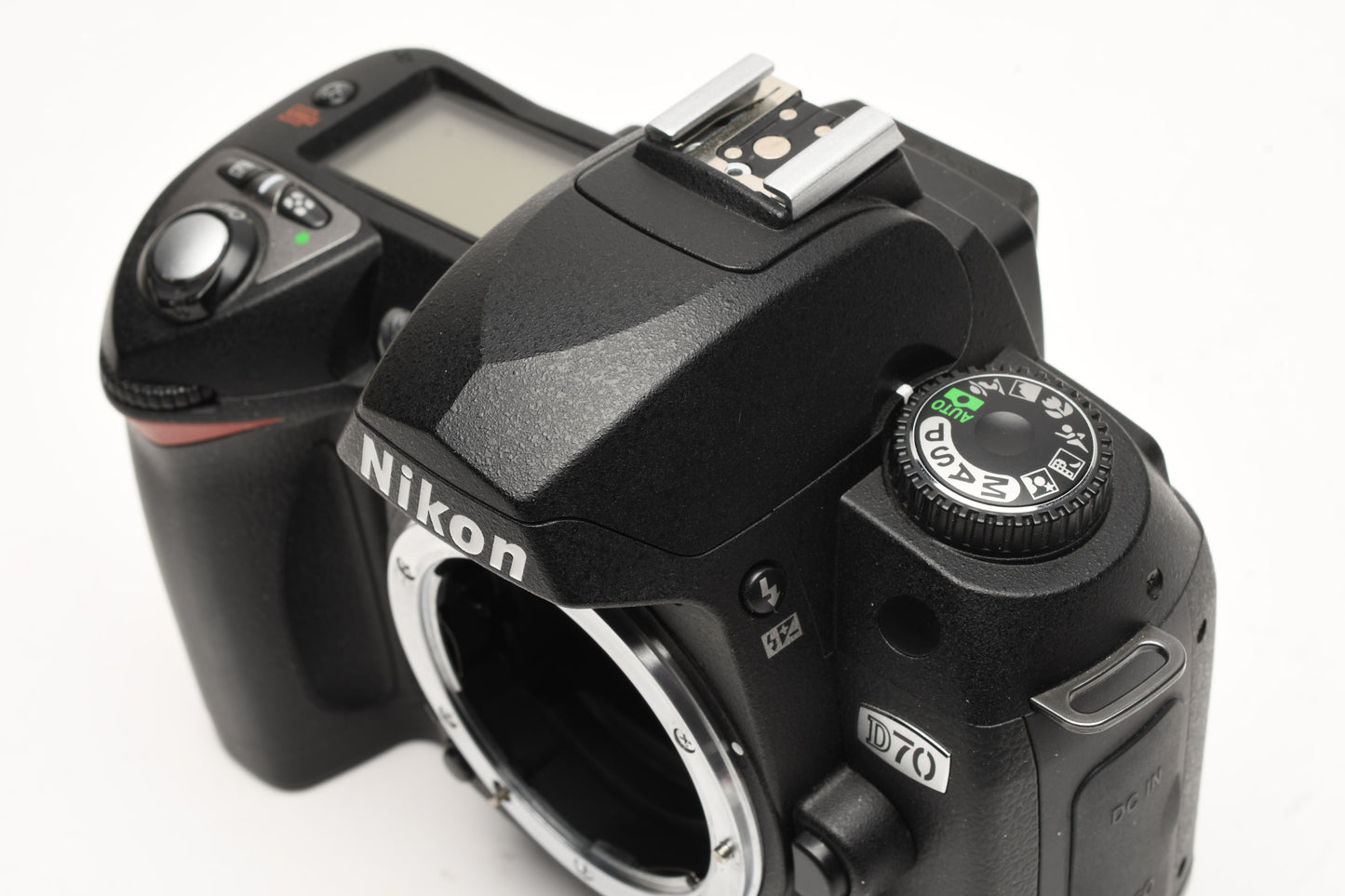 Nikon D70 DSLR body w/batt, charger, 4GB CF card, Only 1344 Acts, Boxed, Mint-