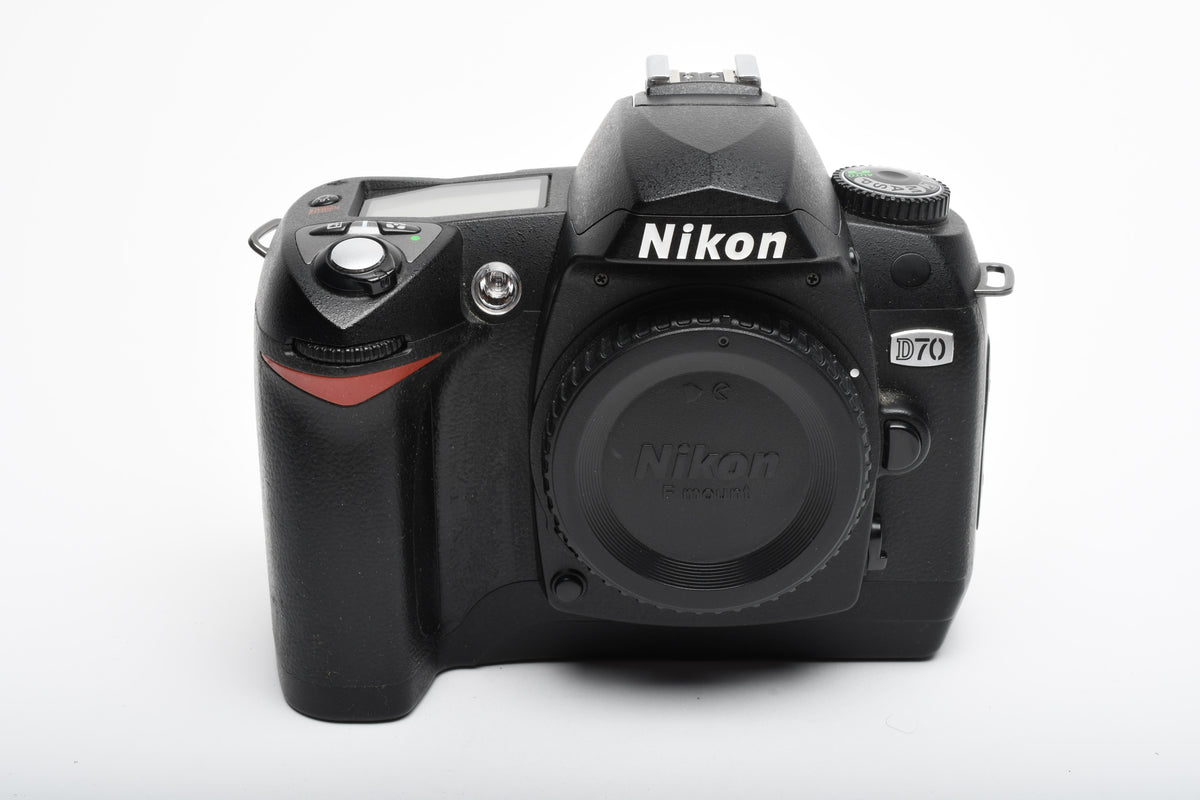 Nikon D70 DSLR body w/batt, charger, strap, Only 4308 Acts, Tested