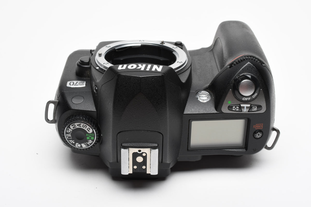 Nikon D70 DSLR body w/batt, charger, strap, Only 4308 Acts, Tested