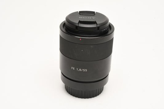 Sony Sonnar T* FE 55mm f1.8 ZA Carl Zeiss Lens for Sony E Mount, Caps+UV