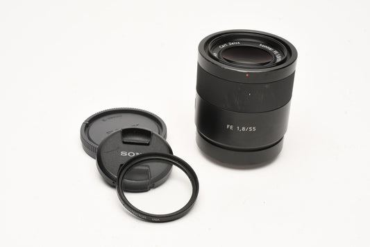 Sony Sonnar T* FE 55mm f1.8 ZA Carl Zeiss Lens for Sony E Mount, Caps+UV