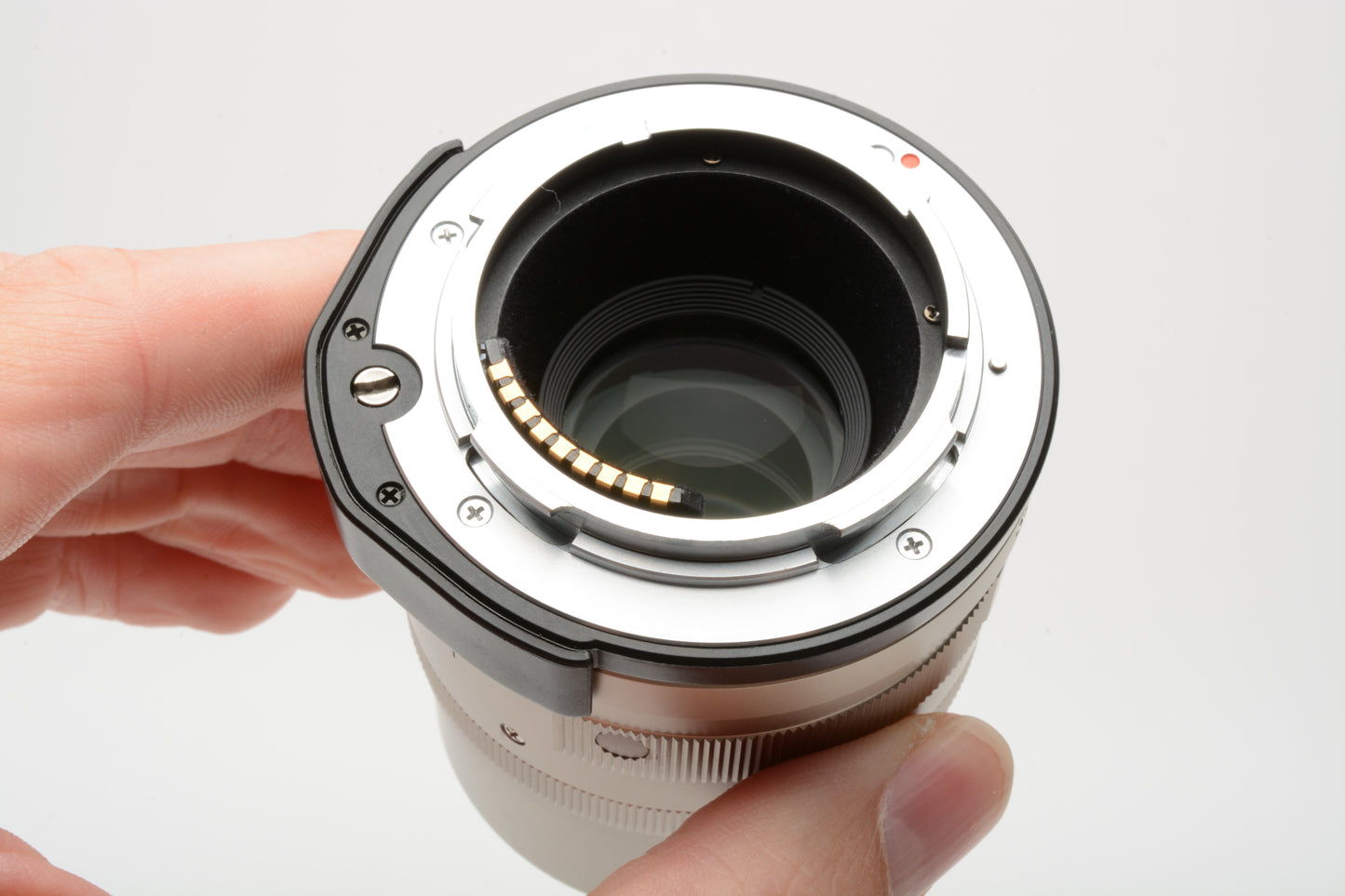 Contax Zeiss Sonnar T* 90mm f2.8 lens, mint-, caps, Very clean