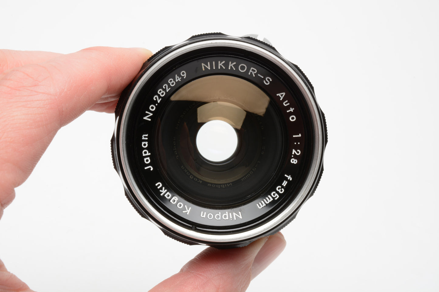 Nikon Nippon Kogaku Nikkor-S 35mm f2.8 Non-Ai Lens, Mint-