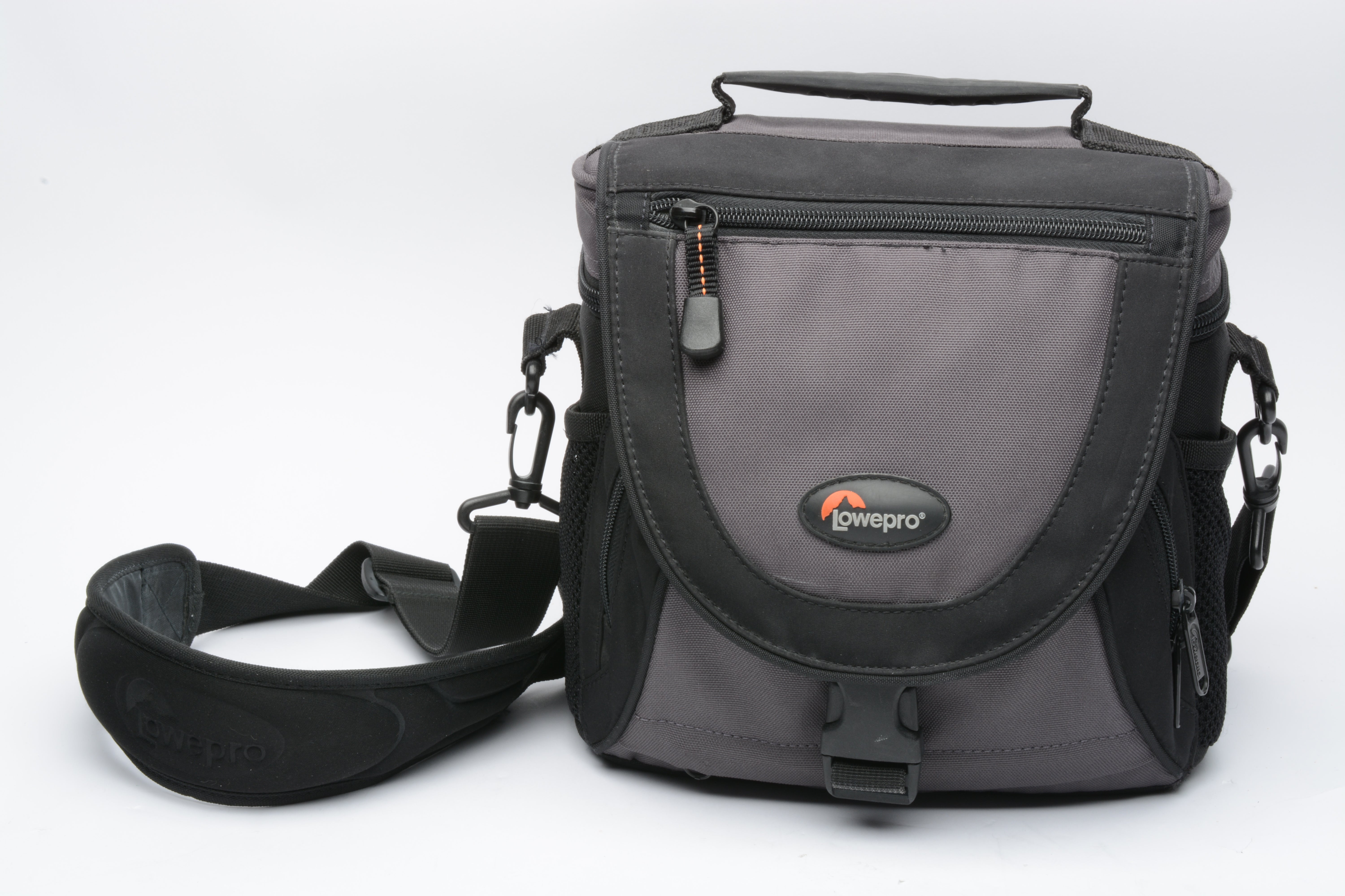 Lowepro nova 2 aw hotsell