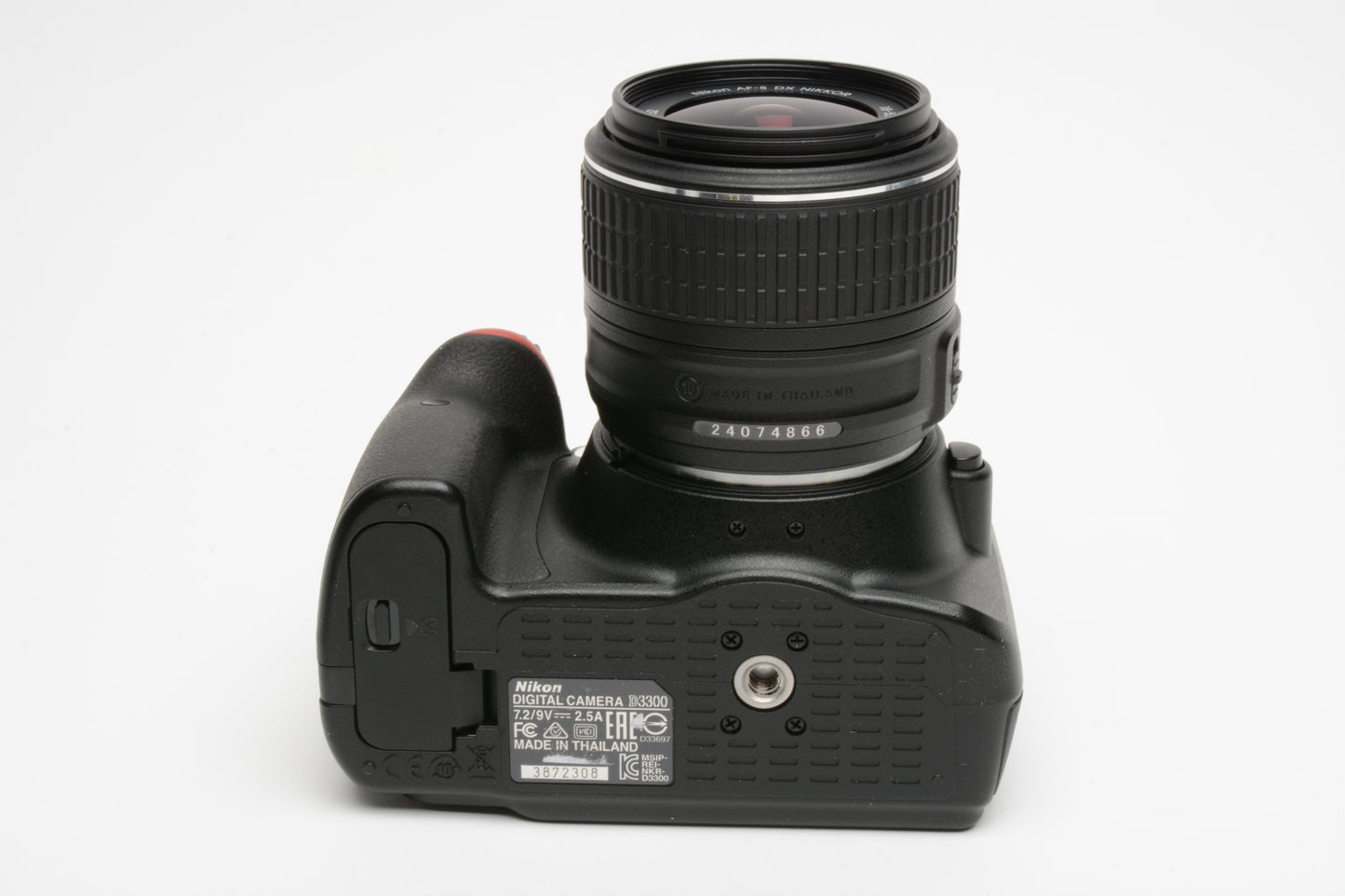 Nikon D3300 DSLR w/18-55mm zoom Batt, charger, strap, ONLY 350 Acts!!