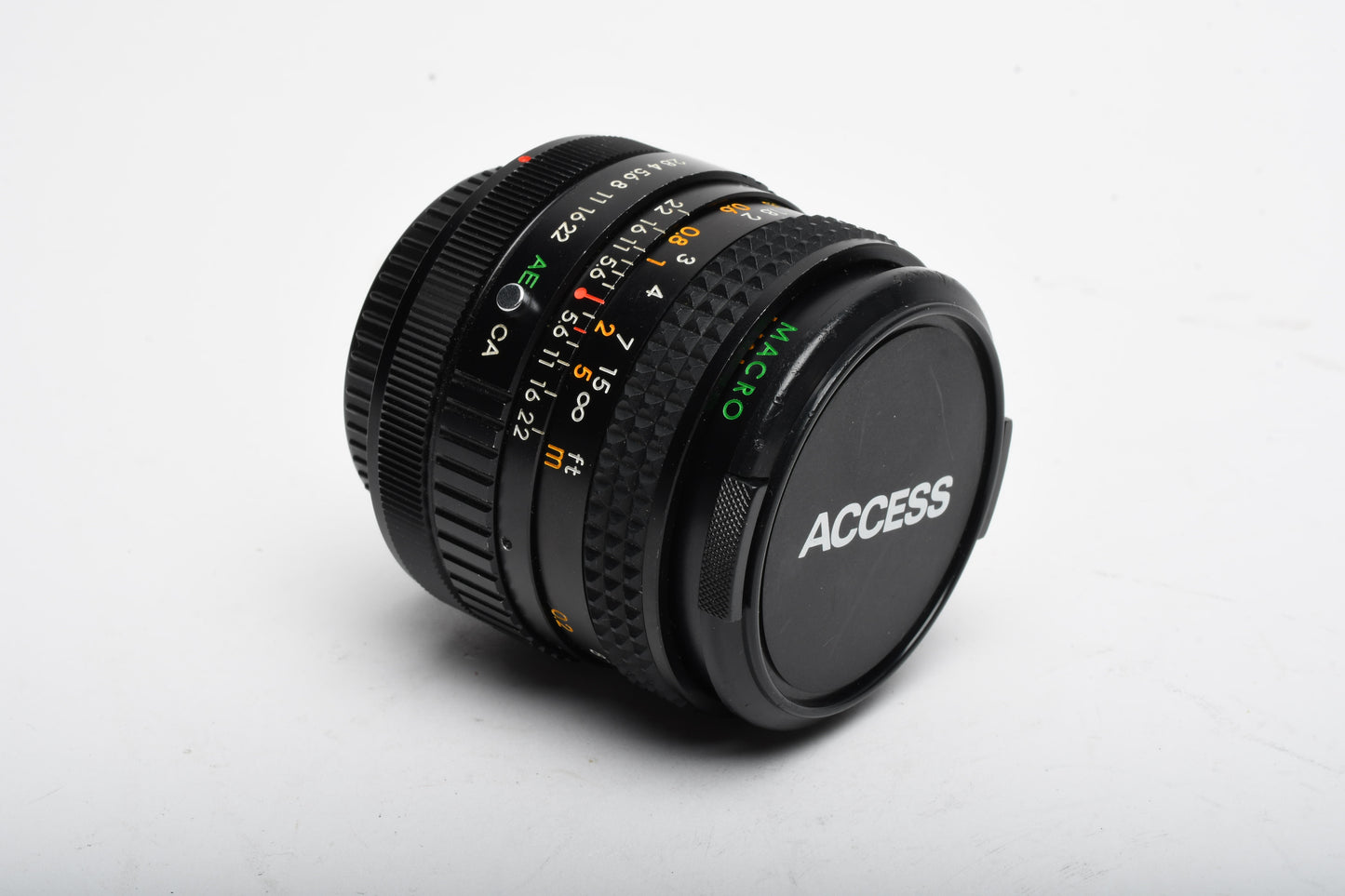 Sears 28mm f2.8 wide angle lens for Canon FD Mount w/1:4 macro, Good!