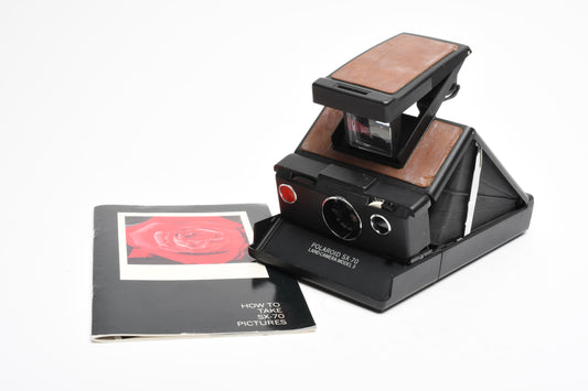 Polaroid SX70 Model 3 Black/Brown, Film tested