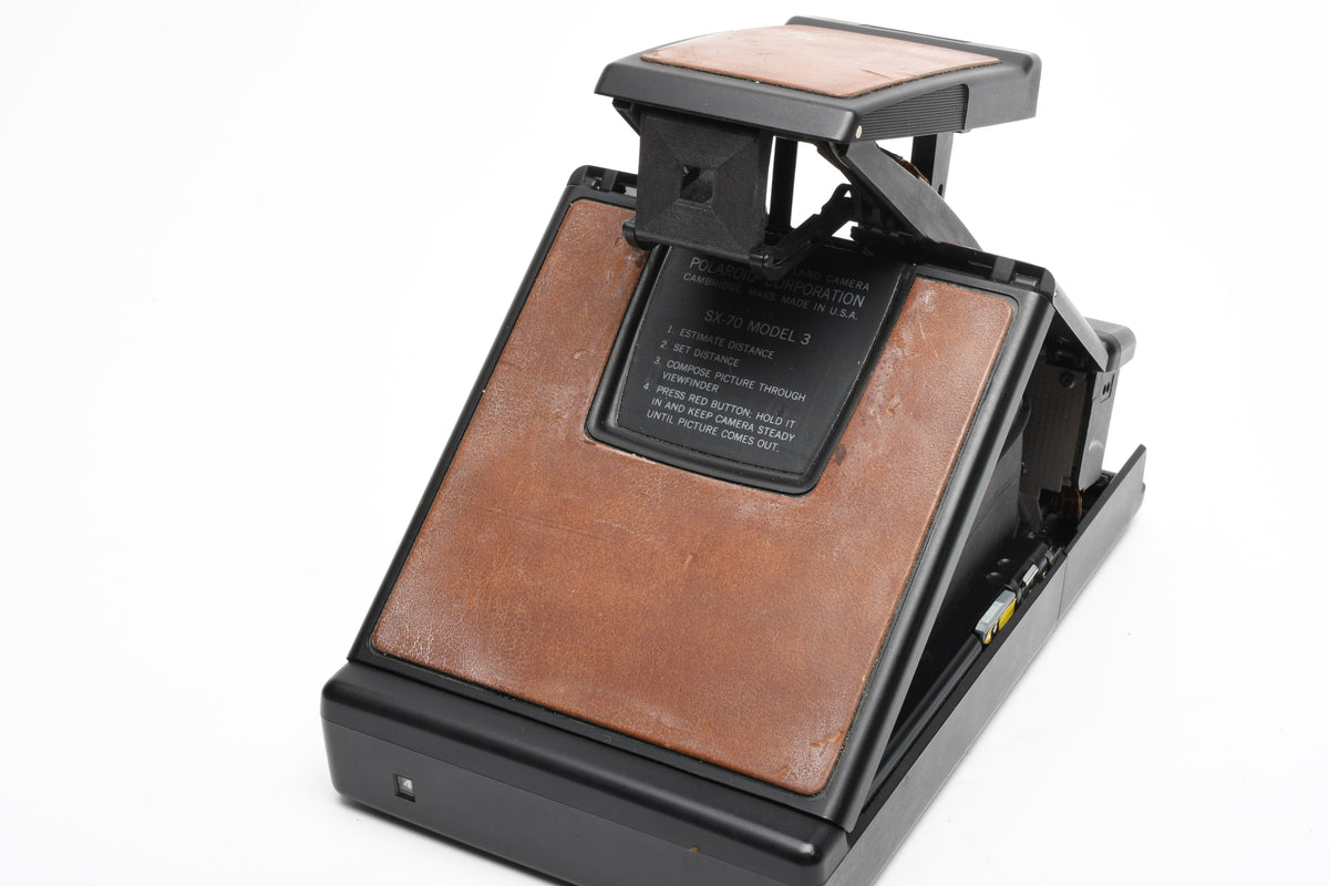 Polaroid SX70 Model 3 Black/Brown, Film tested