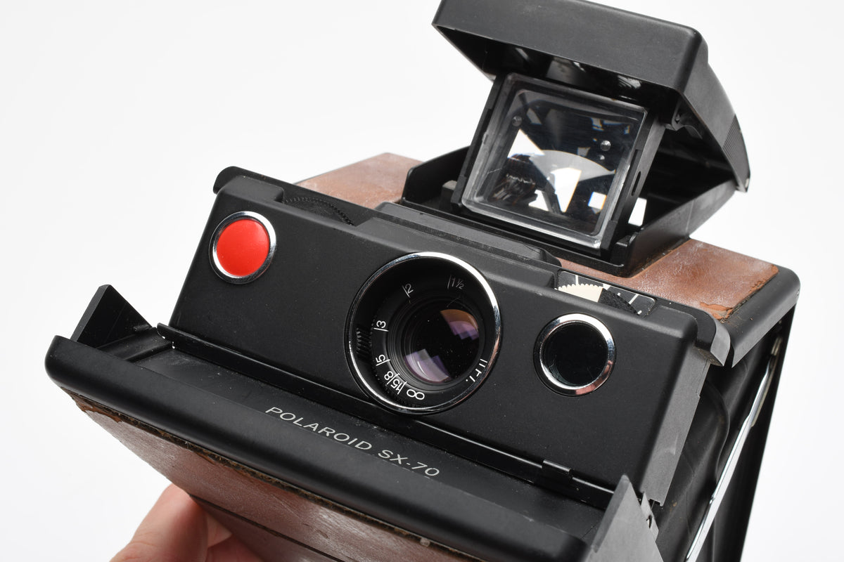 Polaroid SX70 Model 3 Black/Brown, Film tested