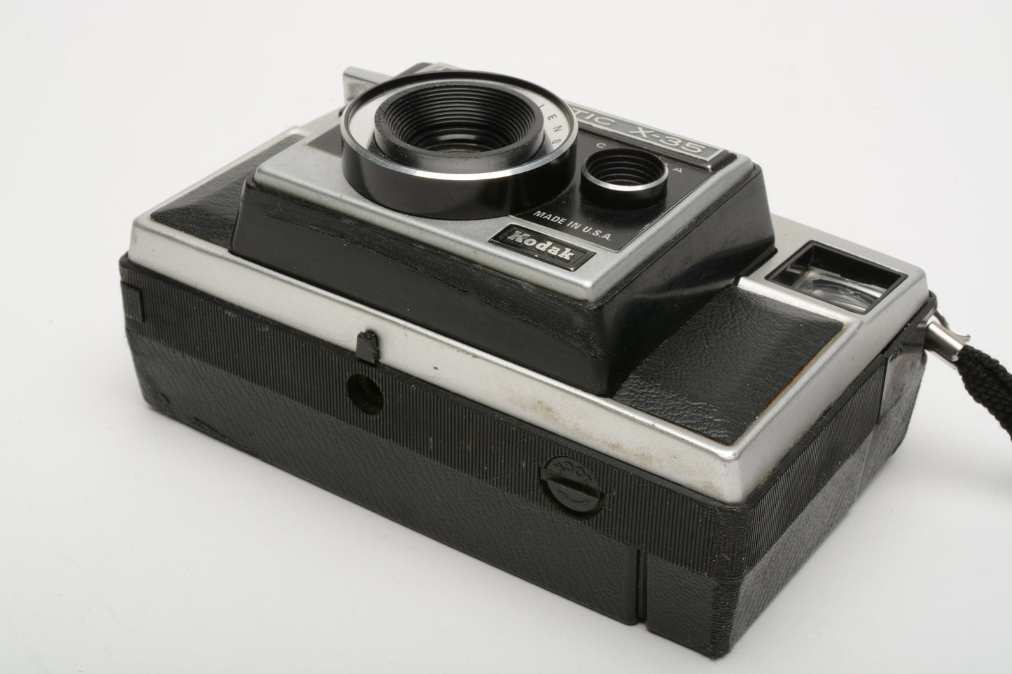 Kodak Instamatic X-35 w/Fitted case, nice, works (126 Format)