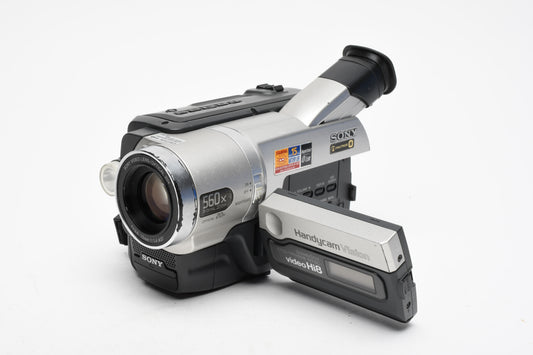 Sony CCD-TRV608 Hi-8 Video camcorder, batt, AC adapter, tested, Good!