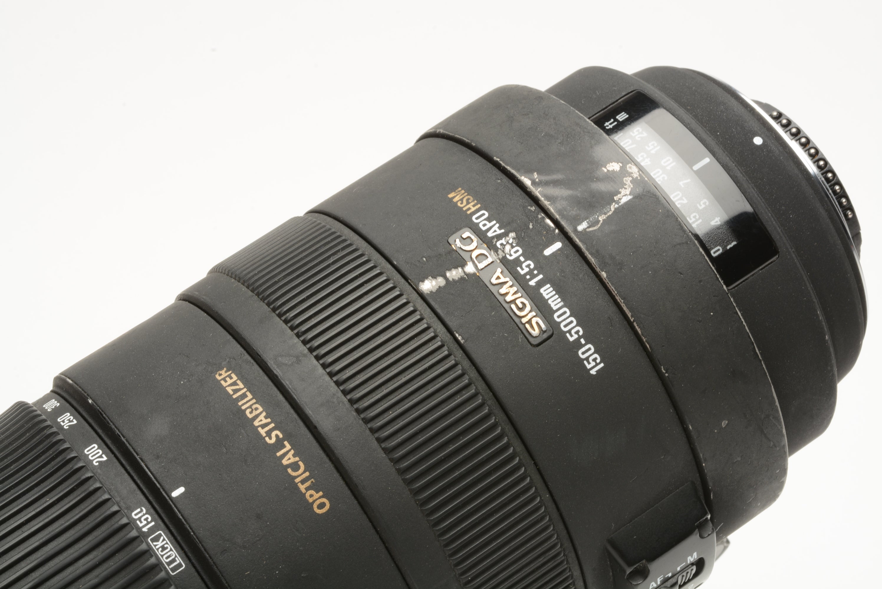 Sigma DG 150-500mm f5-6.8 APO HSM OS telephoto zoom lens, hood