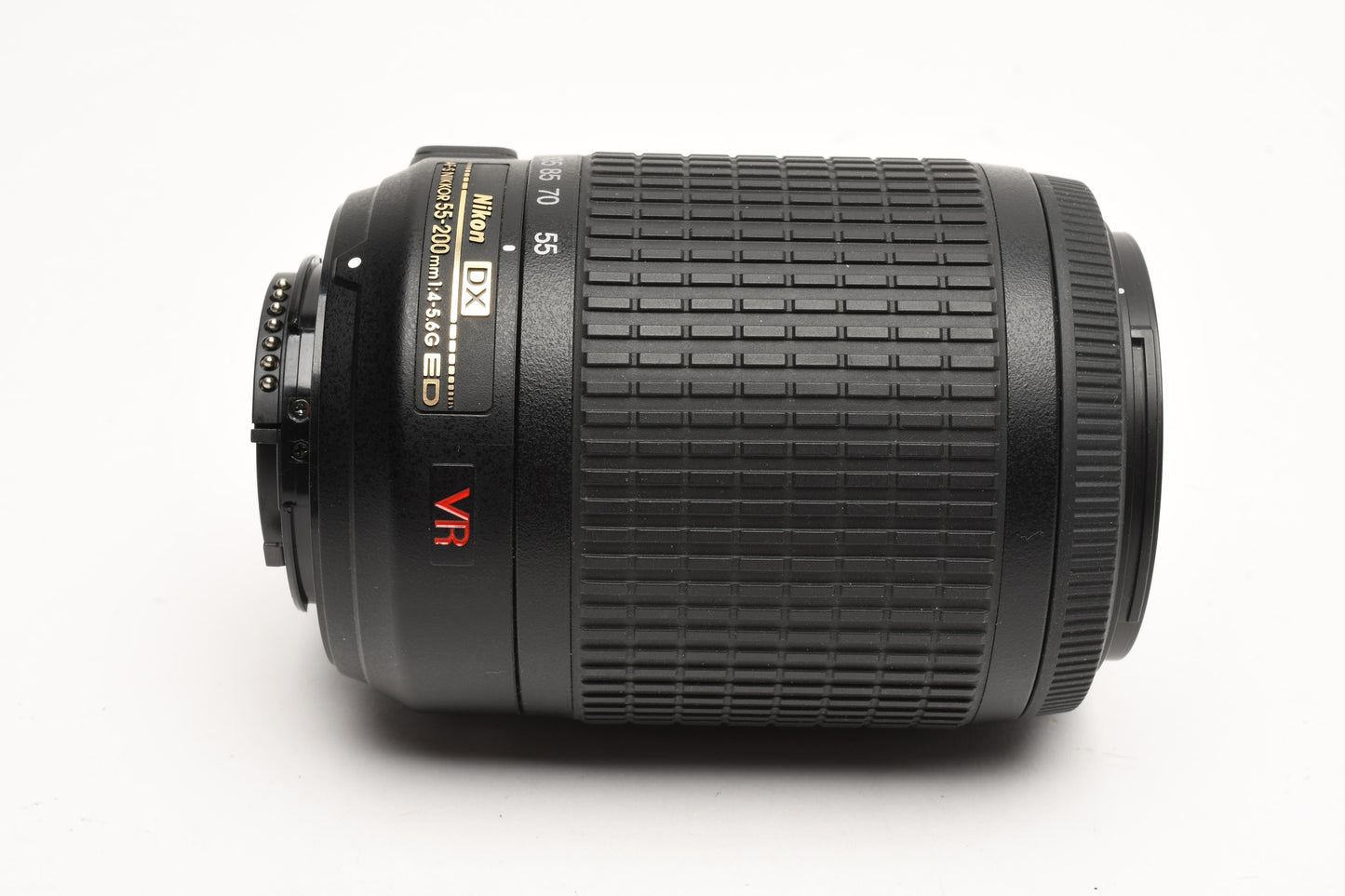 Nikon AFS Nikkor 55-200mm F4-5.6G ED DX VR zoom lens, caps, Great
