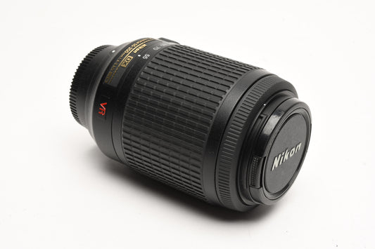 Nikon AFS Nikkor 55-200mm F4-5.6G ED DX VR zoom lens, caps, Great