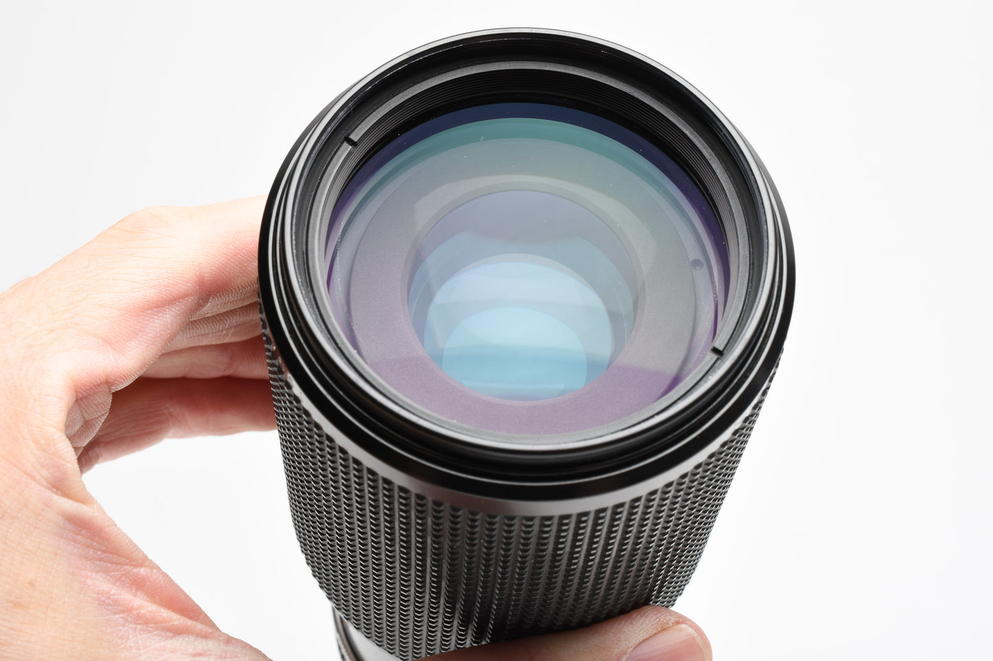 Nikon Nikkor 80-200mm f4 AIS telephoto zoom lens, clean, sharp