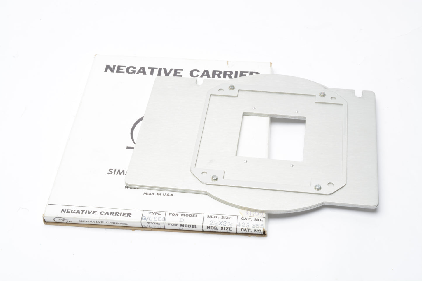 Omega Model D 2 1/4 x 2 1/4 glassless negative carrier #423-355