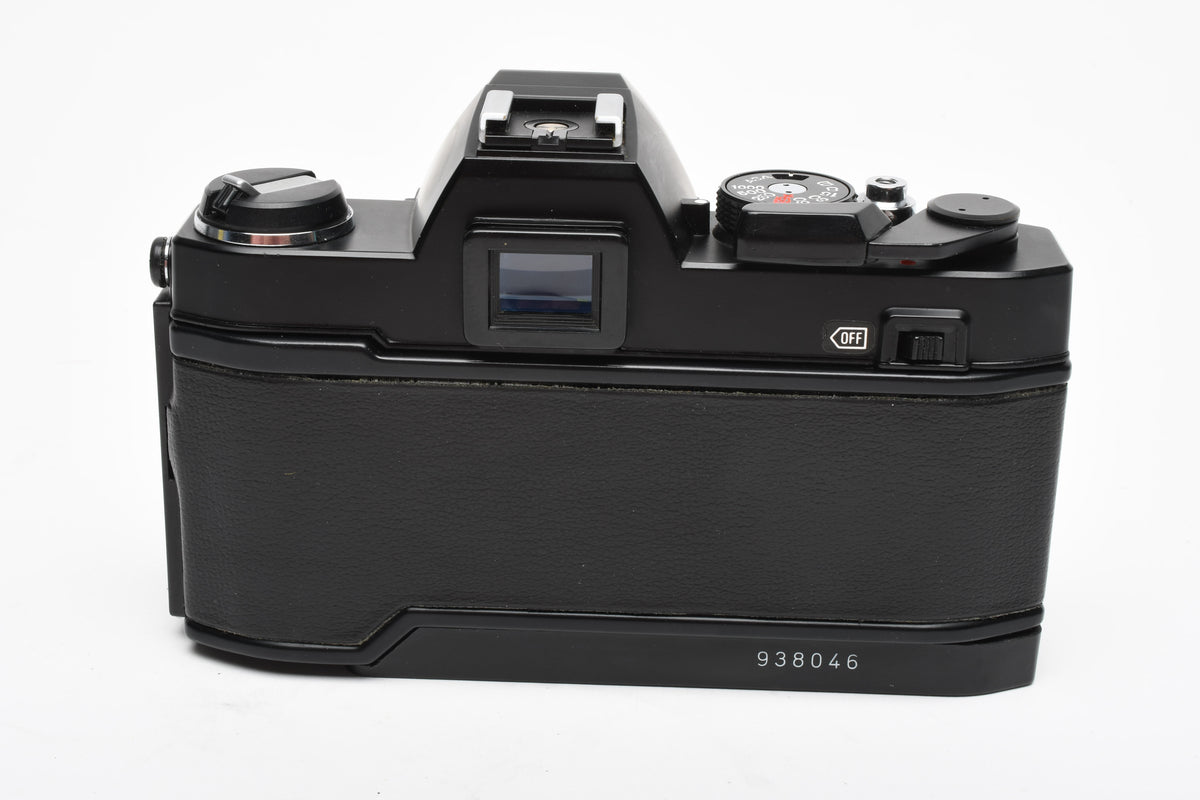 Konica Autoreflex TC 35mm SLR w/40mm f1.8 lens, new seals, tested, works great