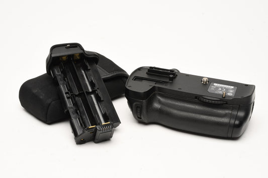 Nikon MB-D14 Battery Grip, Lithium and AA trays, Very clean, Tested