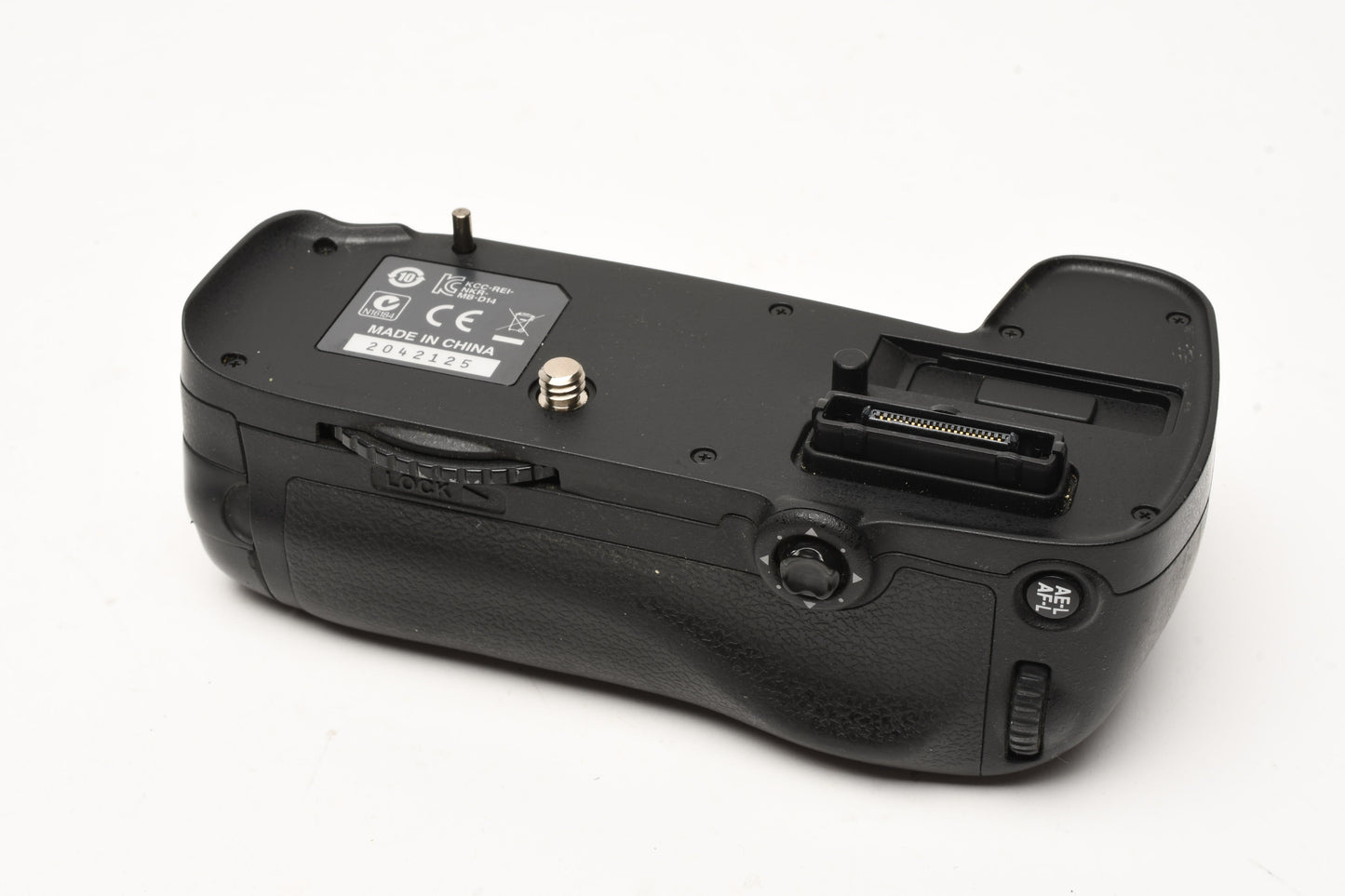 Nikon MB-D14 Battery Grip, Lithium and AA trays, Very clean, Tested