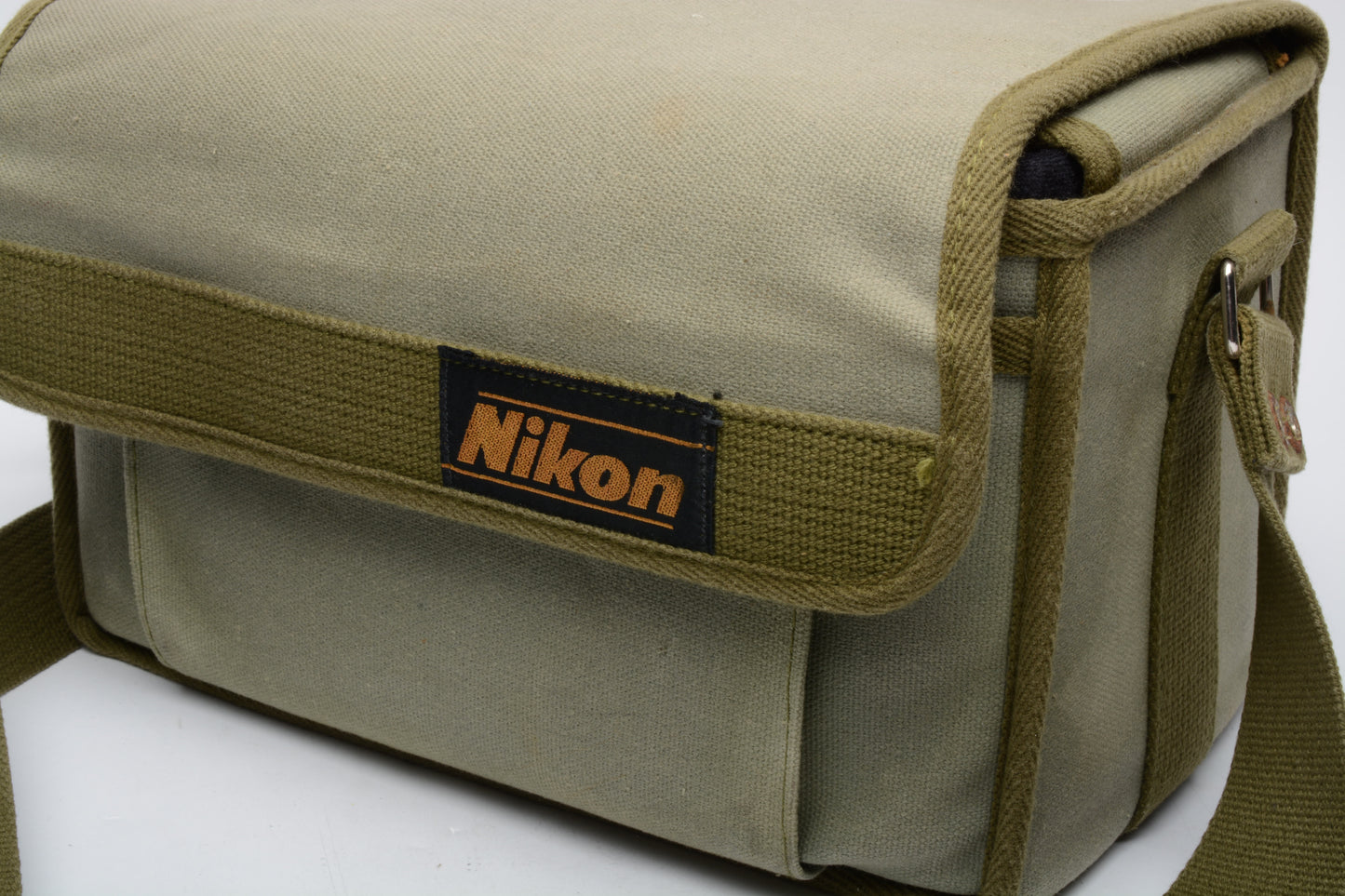 Nikon shoulder bag w/Velcro flap, Nice and clean, Vintage, Unique look