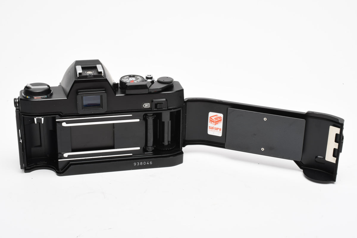 Konica Autoreflex TC 35mm SLR w/40mm f1.8 lens, new seals, tested, works great