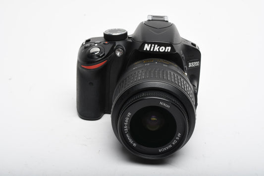 Nikon D3200 DSLR w/18-55mm f3.5-5.6 VR lens, 2X batts+charger+strap 7402 Acts