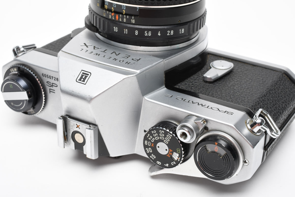 Pentax Spotmatic SP F 35mm SLR w/SMC Takumar 55mm f1.8 lens, Case, 1A, Tested, New seals