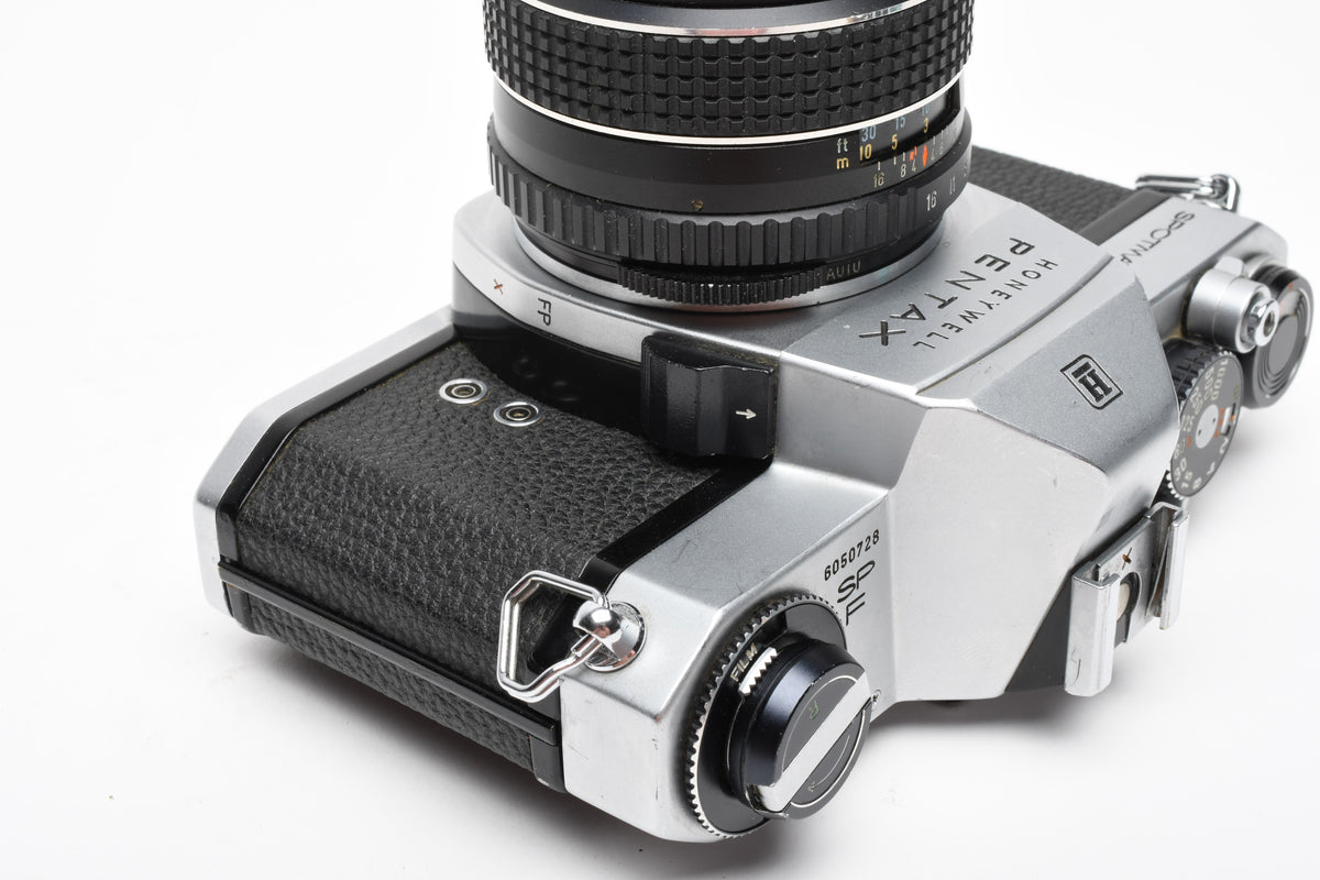 Pentax Spotmatic SP F 35mm SLR w/SMC Takumar 55mm f1.8 lens, Case, 1A, Tested, New seals
