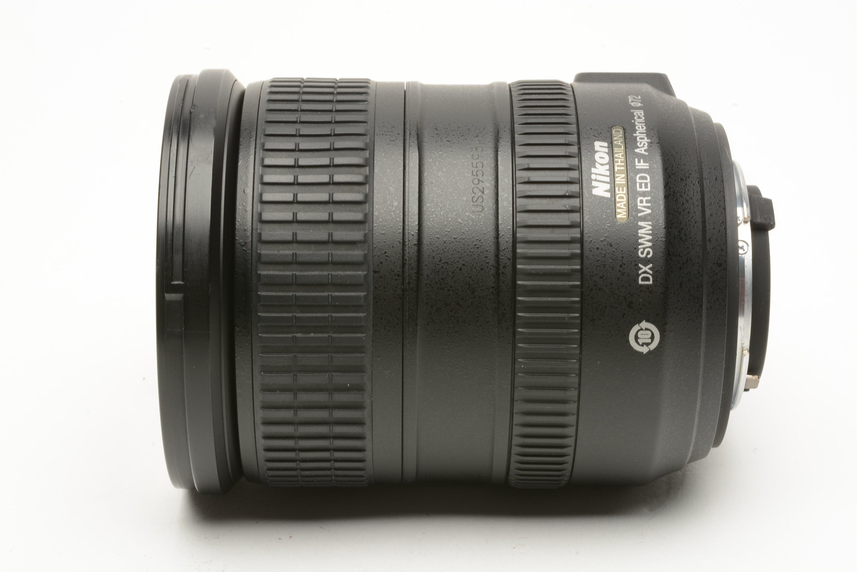 Nikon AF-S VR Nikkor 18-200mm f3.5-5.6 G ED DX w/UV, Caps, USA