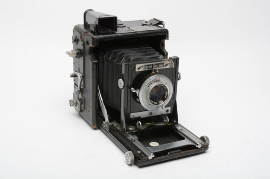 Graflex Miniature Speed Graphic 2 1/4 x 3 1/4 w/Trioptar 103mm f4.5 lens, *Read