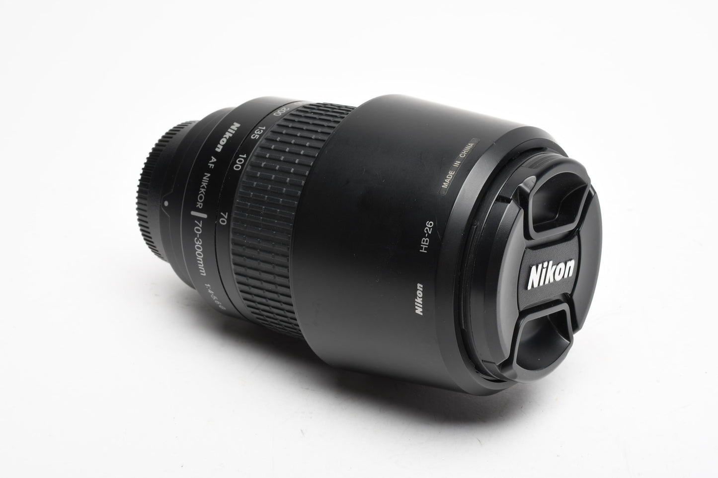 Nikon AF Zoom Nikkor 70-300mm f4-5.6G zoom, Hood+Caps, Clean