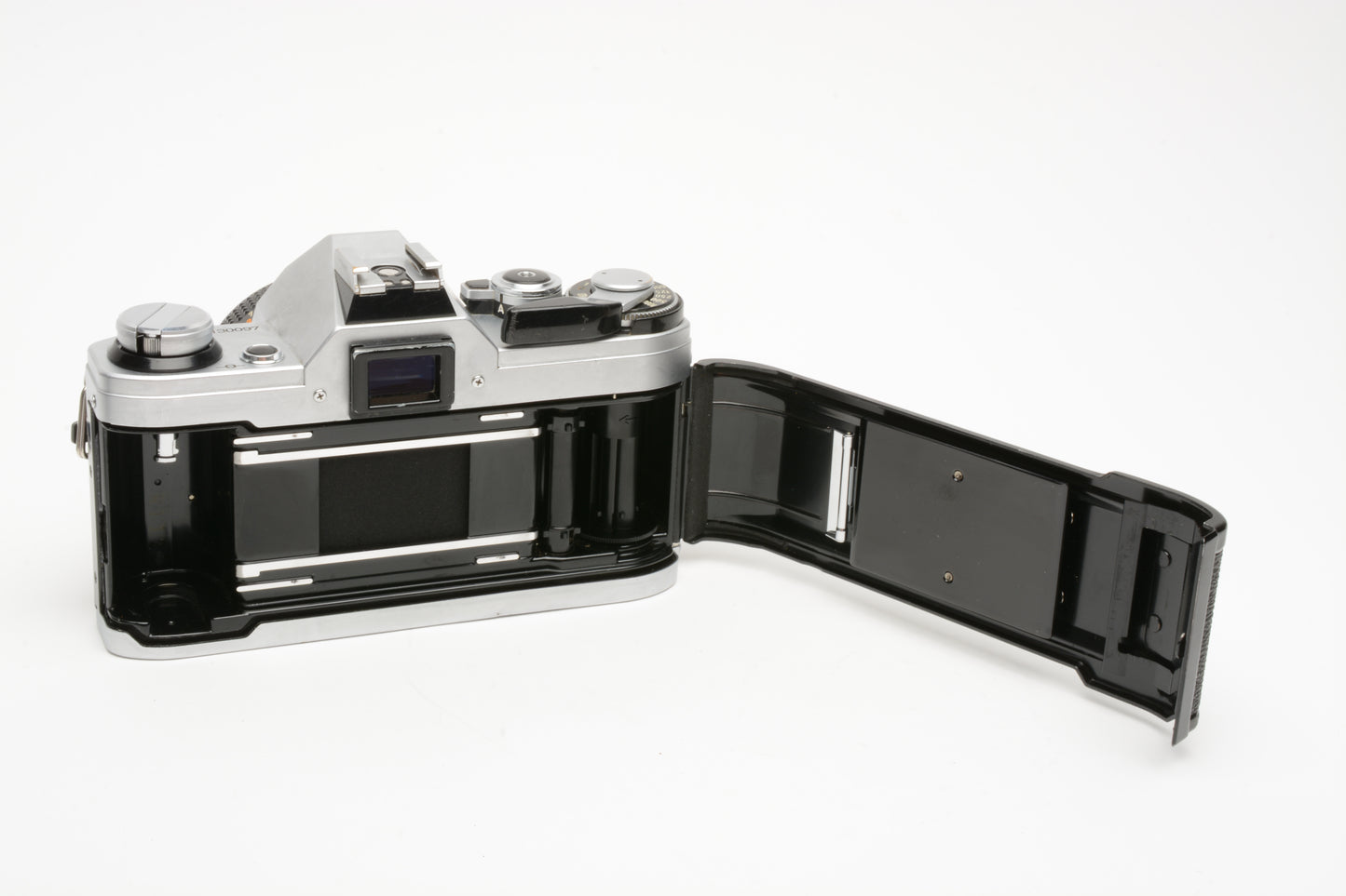 Canon AE-1 35mm SLR Camera w/50mm f/1.8 SC Lens, New Seals! Nice