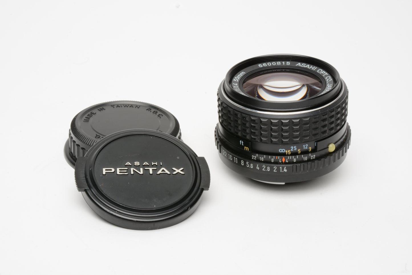 Pentax-M SMC 50mm F1.4 PK Mount prime lens, Mint- w/Caps